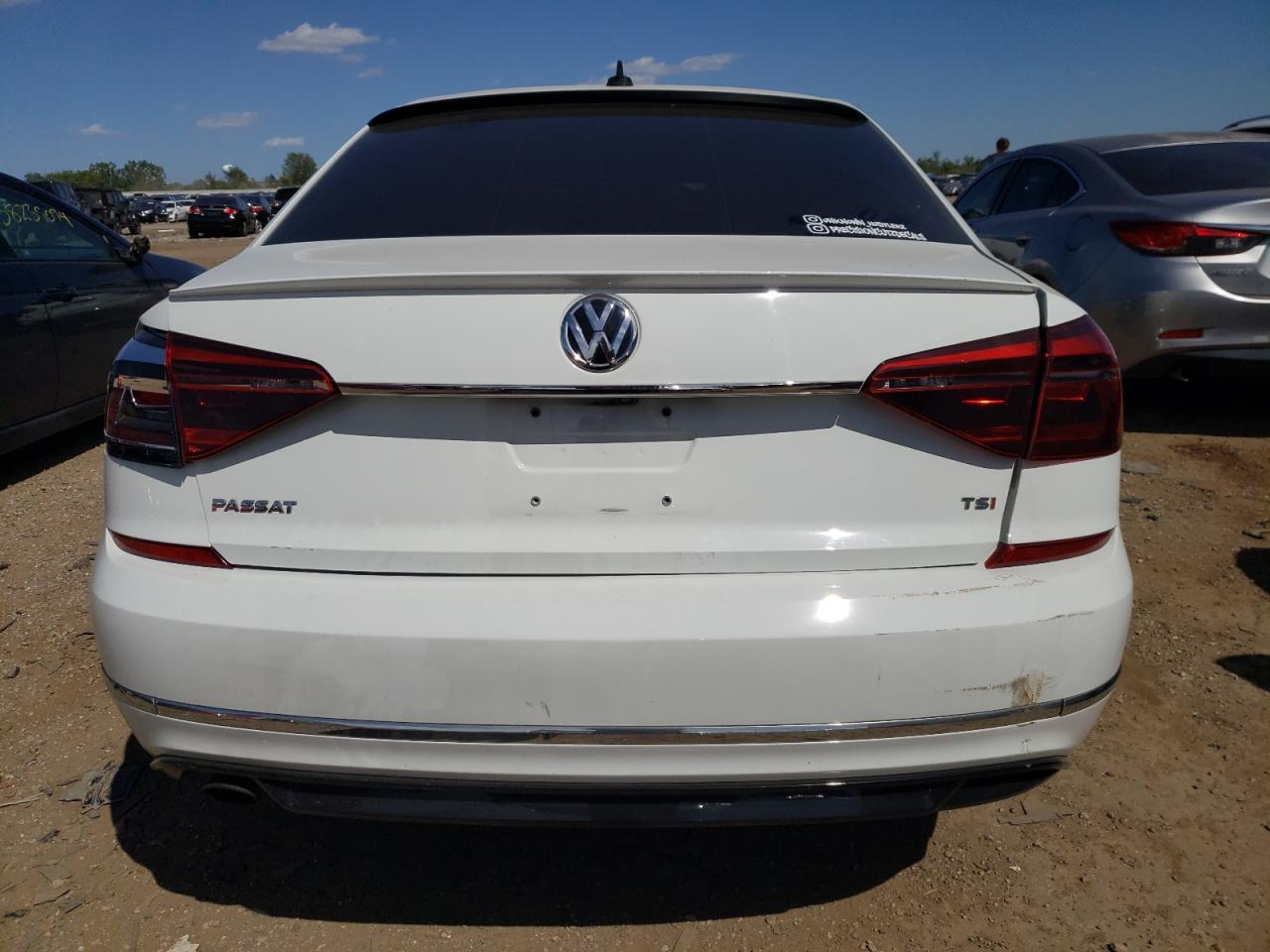 1VWDT7A36HC051973 2017 Volkswagen Passat R-Line