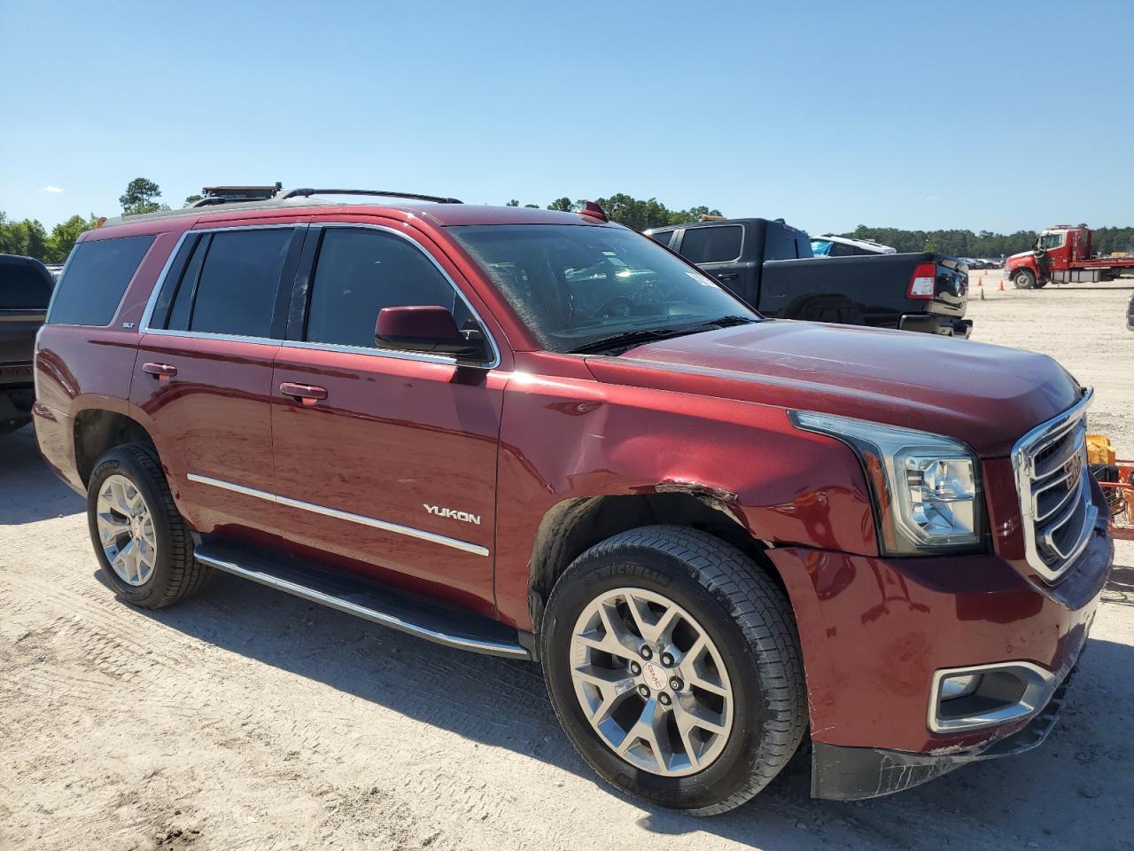 1GKS1DKCXKR206241 2019 GMC Yukon Slt