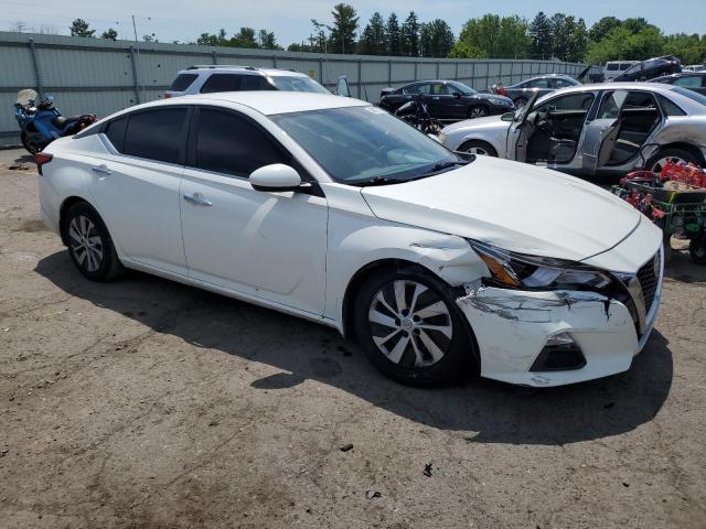 1N4BL4BV7LC165858 Nissan Altima S 4