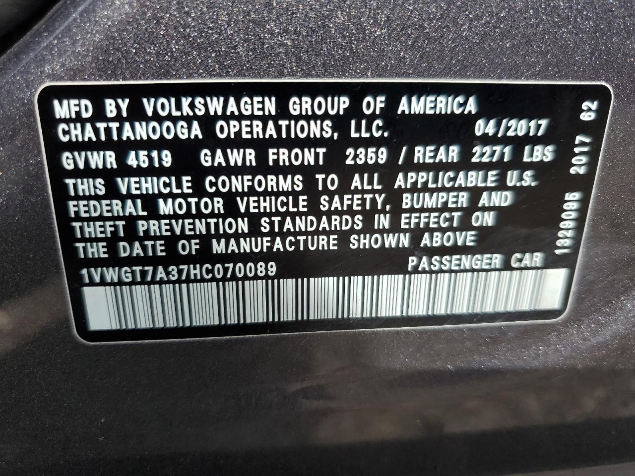 1VWGT7A37HC070089 2017 Volkswagen Passat Se