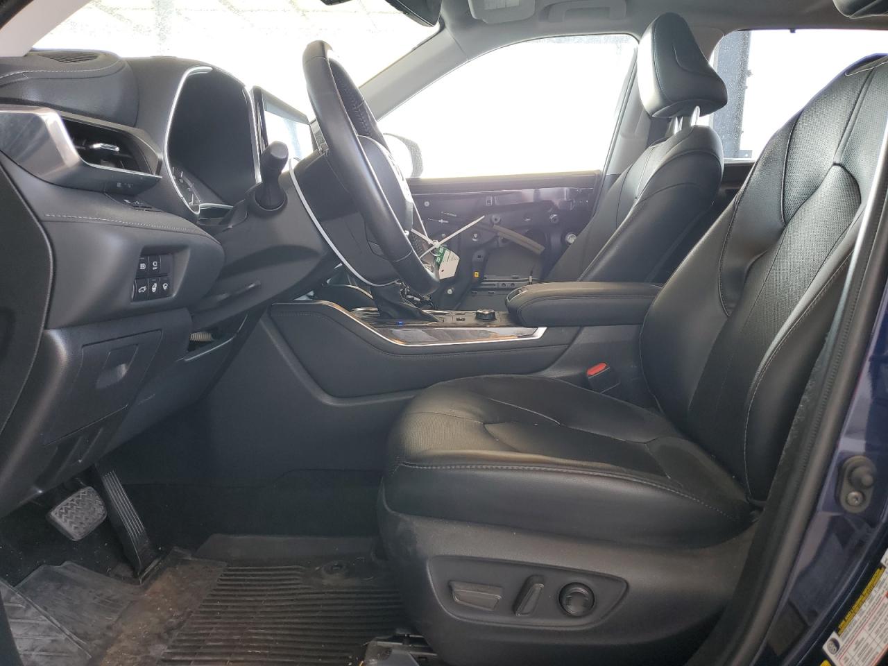 5TDDZRBH5NS562527 2022 Toyota Highlander Limited