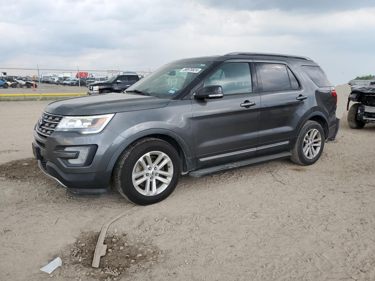 1FM5K7D83HGD98781 2017 Ford Explorer Xlt