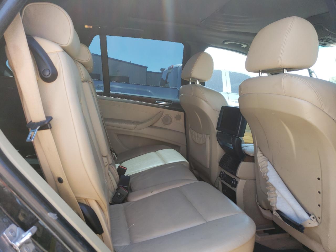 4USFE83537LY65128 2007 BMW X5 4.8I