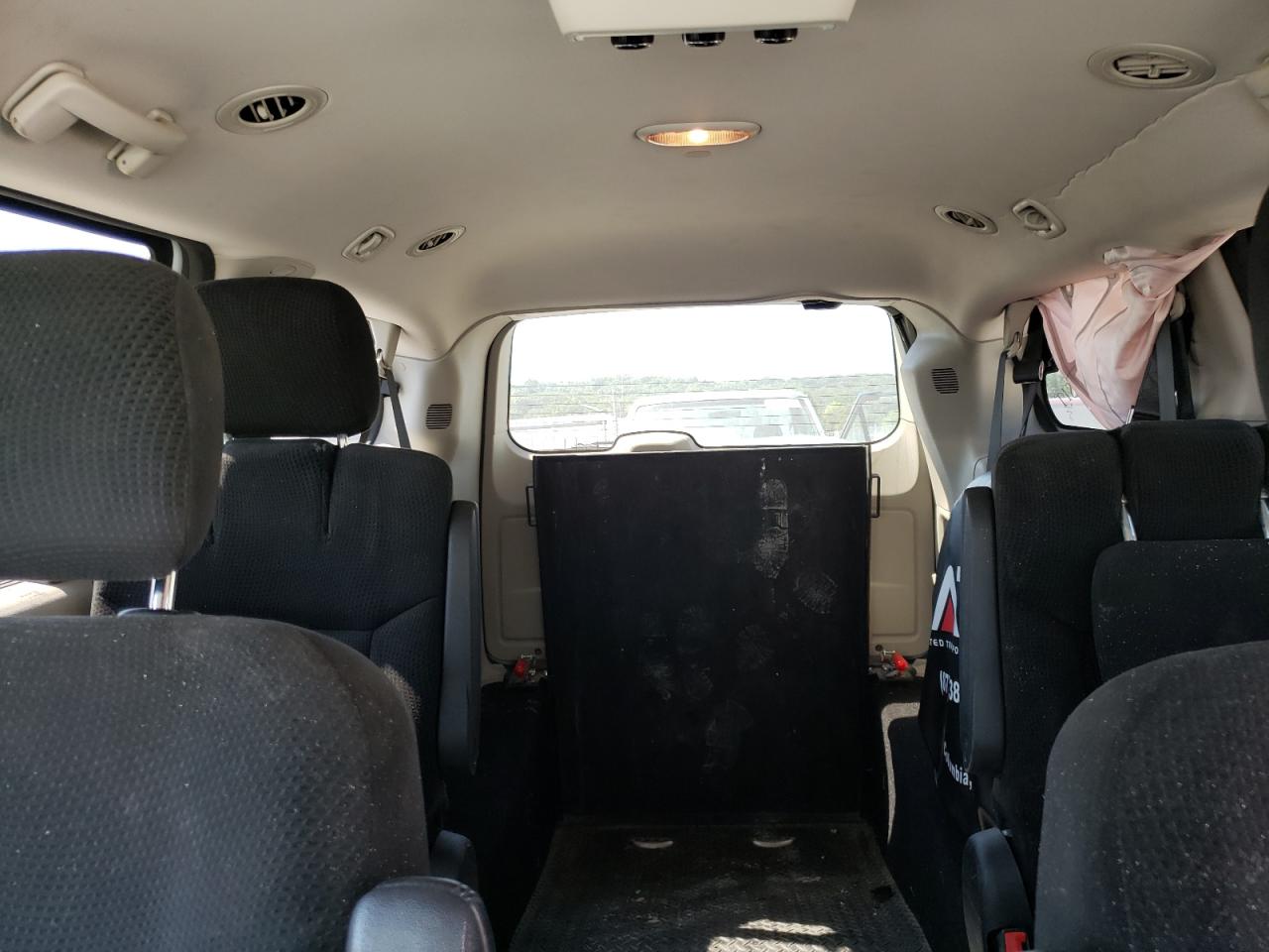 2C4RDGCG7ER313833 2014 Dodge Grand Caravan Sxt