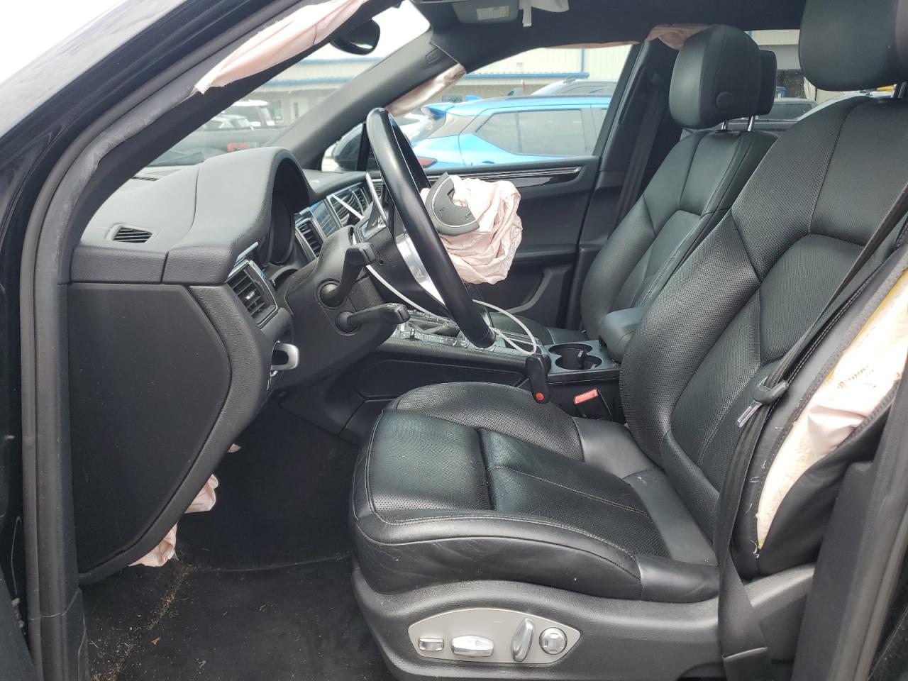 WP1AA2A52JLB18962 2018 Porsche Macan