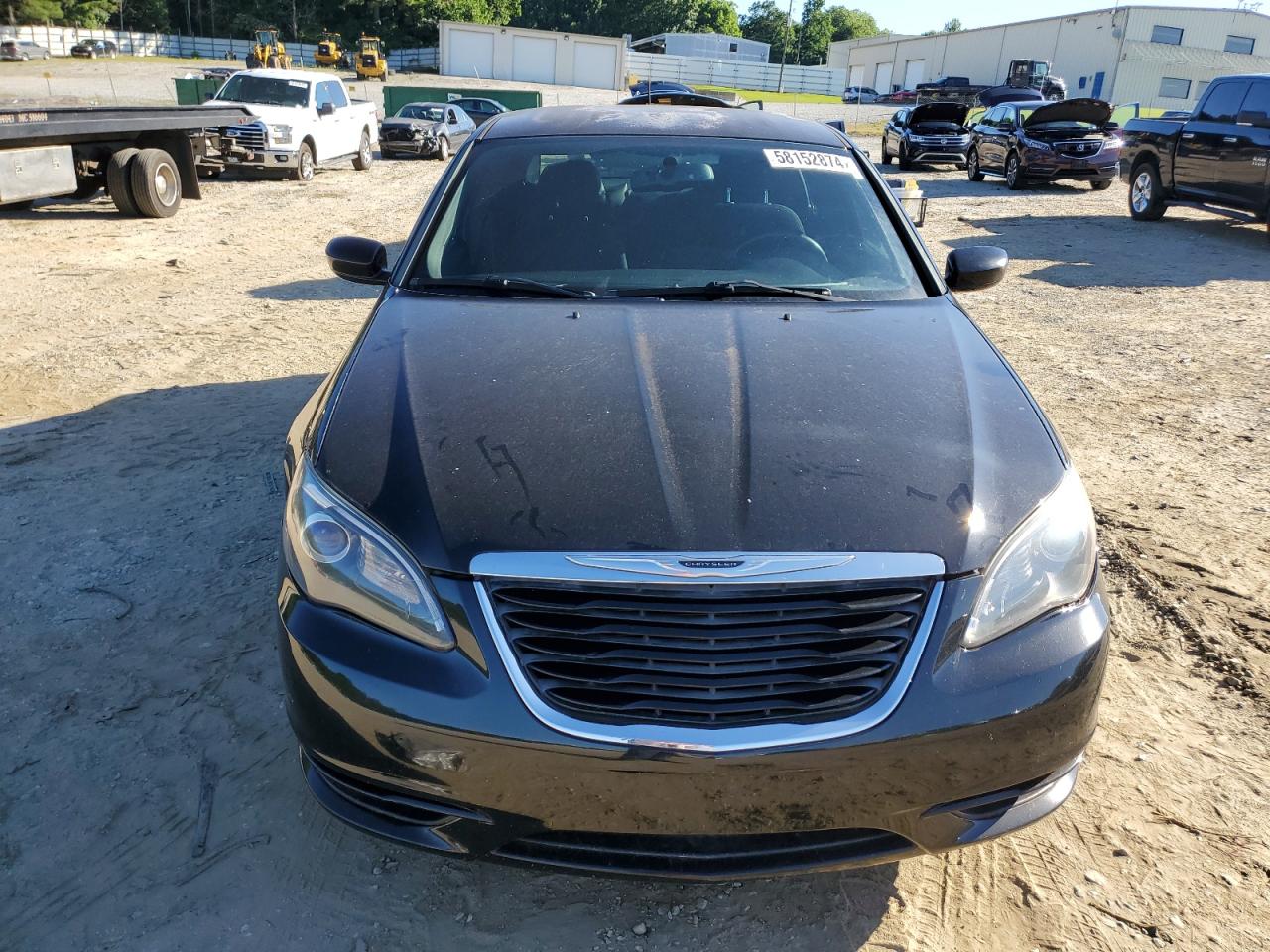 2013 Chrysler 200 Touring vin: 1C3CCBBG4DN720313