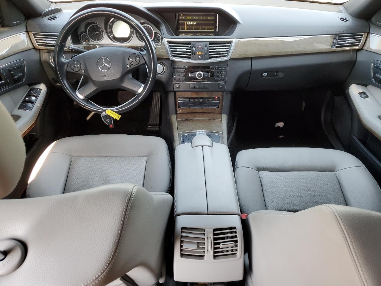 WDDHF5GB8AA133676 2010 Mercedes-Benz E 350