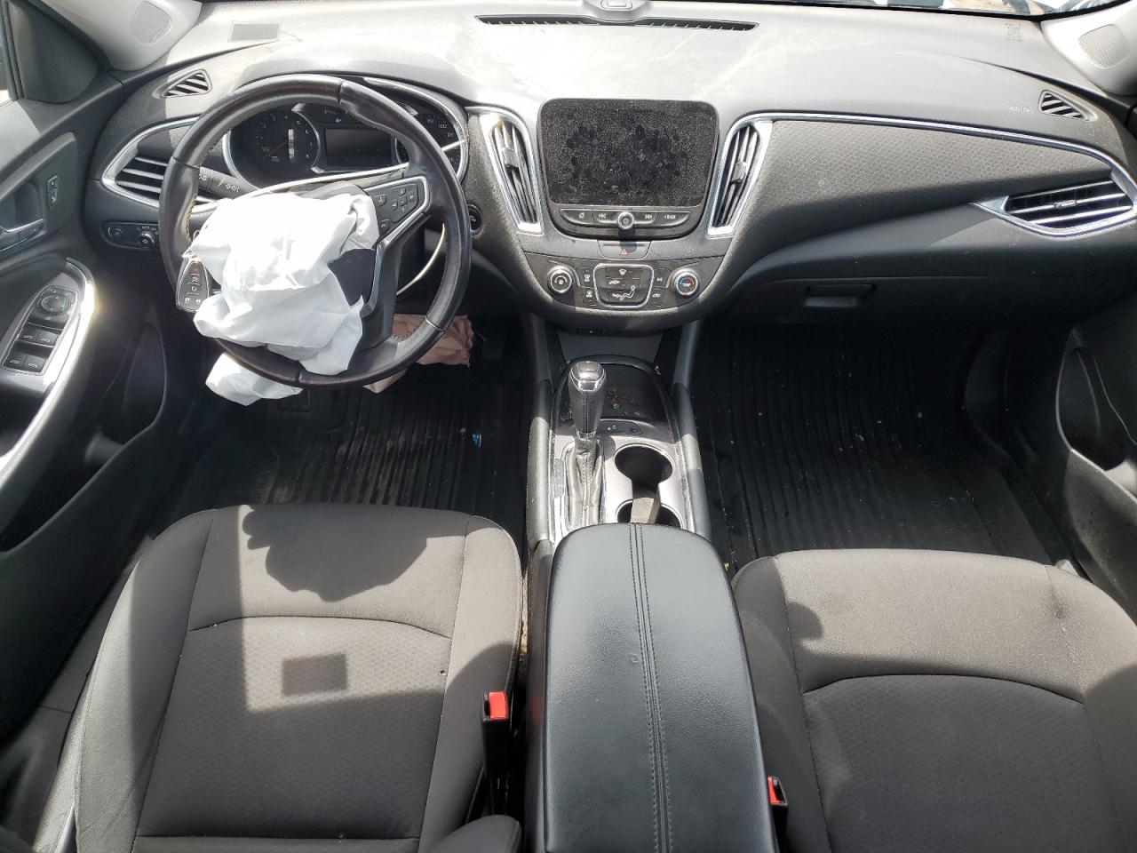 1G1ZD5ST2JF201695 2018 Chevrolet Malibu Lt