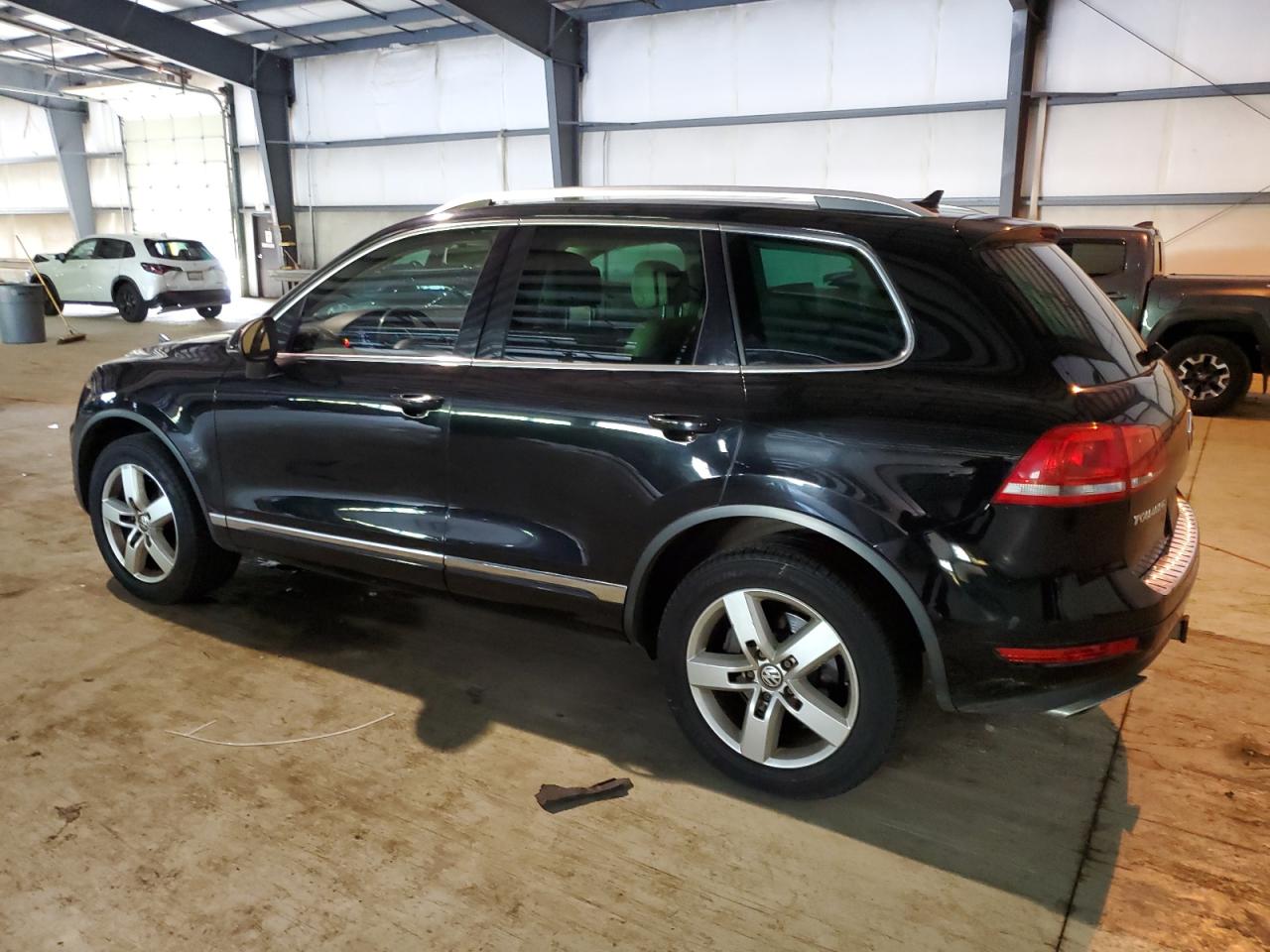 WVGEP9BP8DD004016 2013 Volkswagen Touareg V6 Tdi