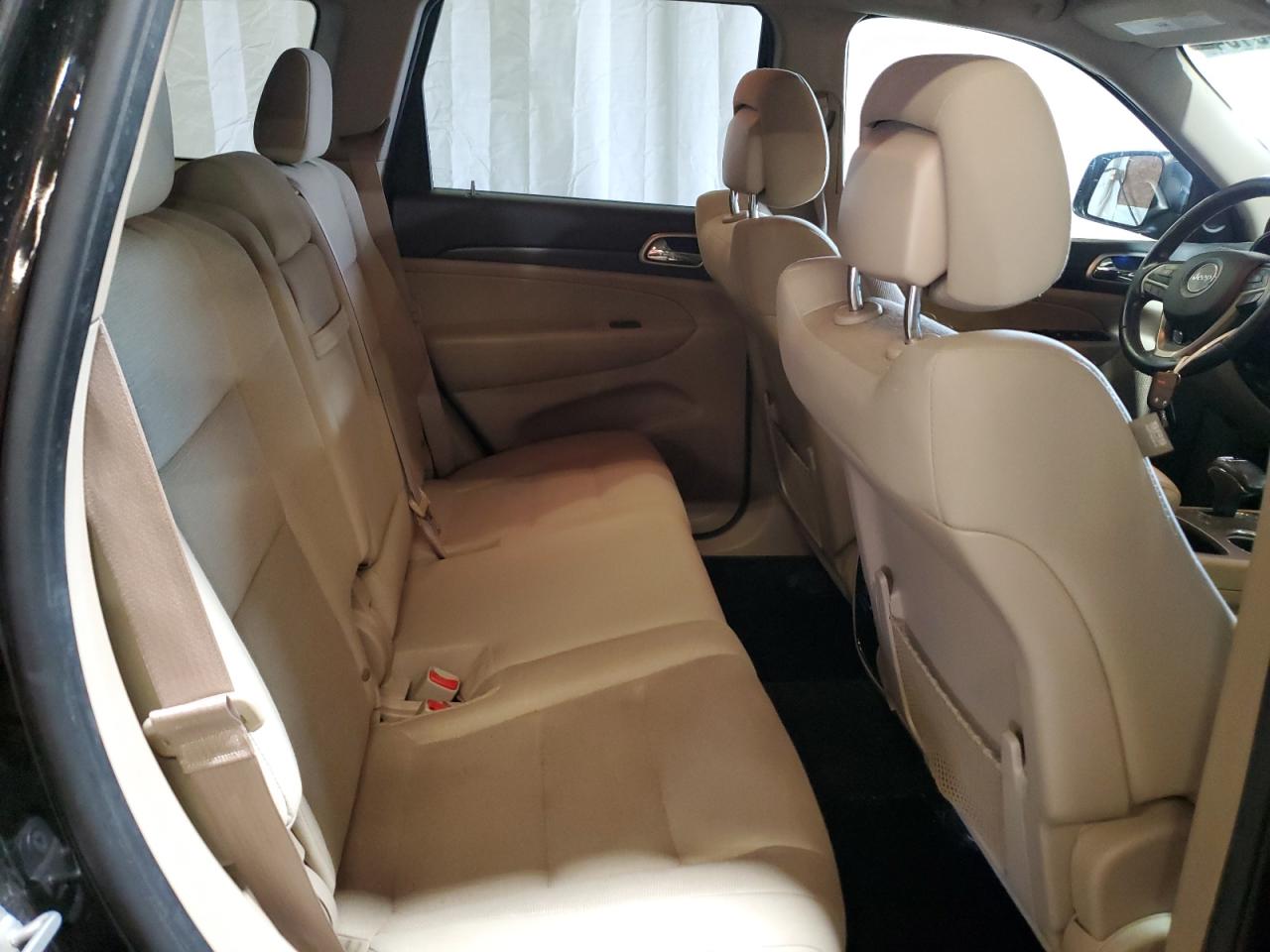 1C4RJFAG4EC321385 2014 Jeep Grand Cherokee Laredo