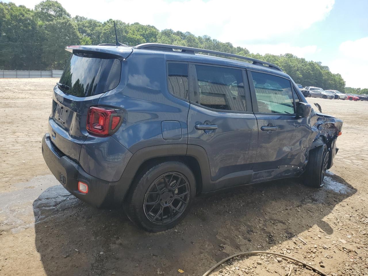 2020 Jeep Renegade Latitude vin: ZACNJABB9LPL34353