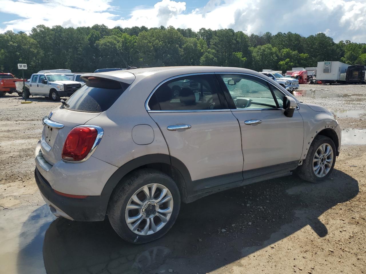 2016 Fiat 500X Lounge vin: ZFBCFXDT2GP391925