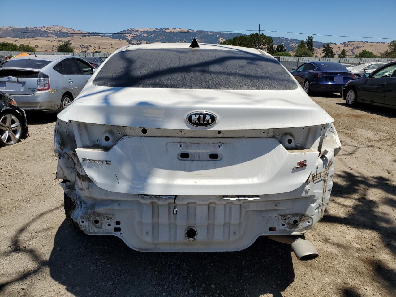 3KPF34AD4KE023060 2019 Kia Forte Gt Line