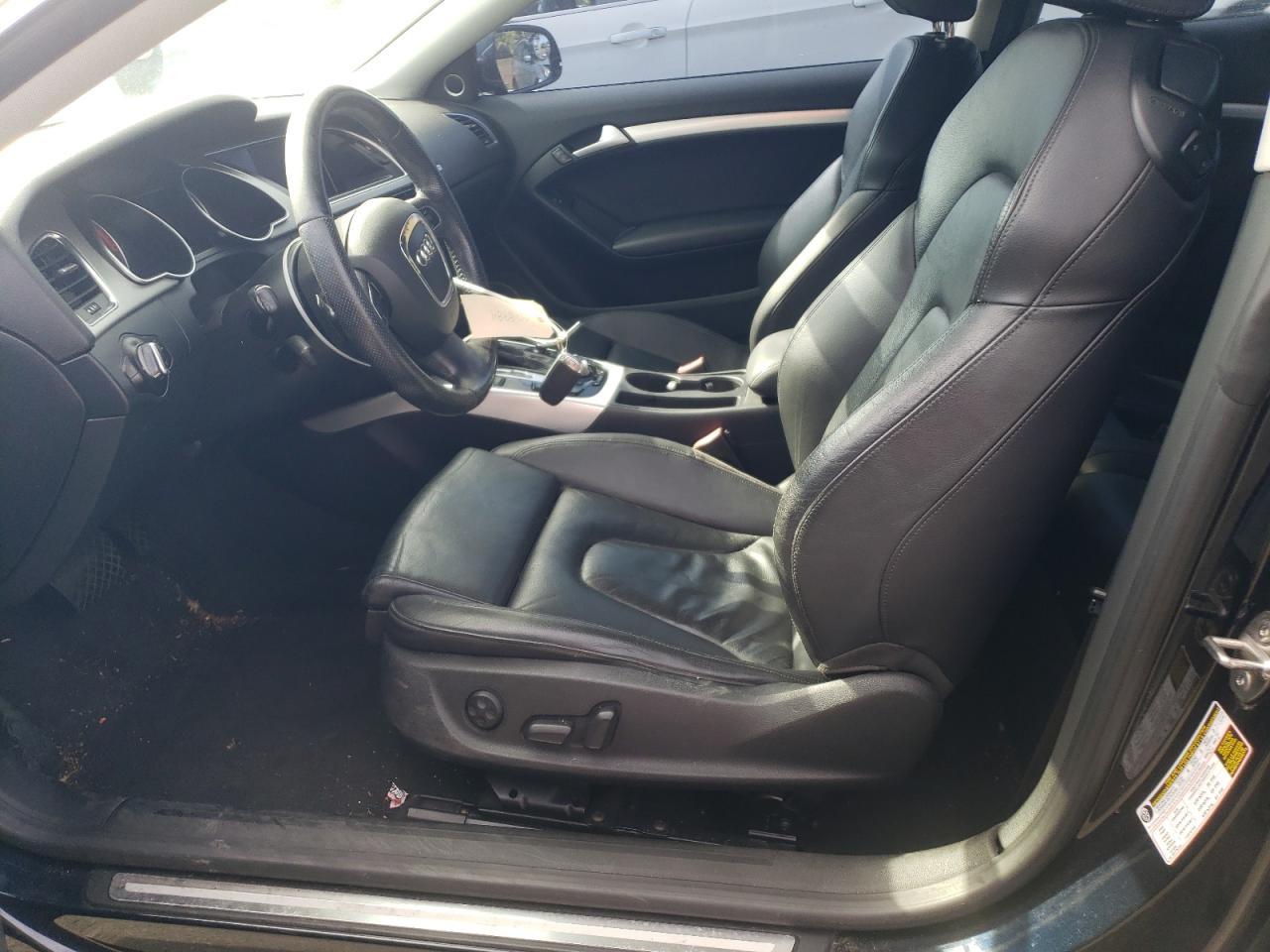 WAULFAFR9BA067925 2011 Audi A5 Premium Plus