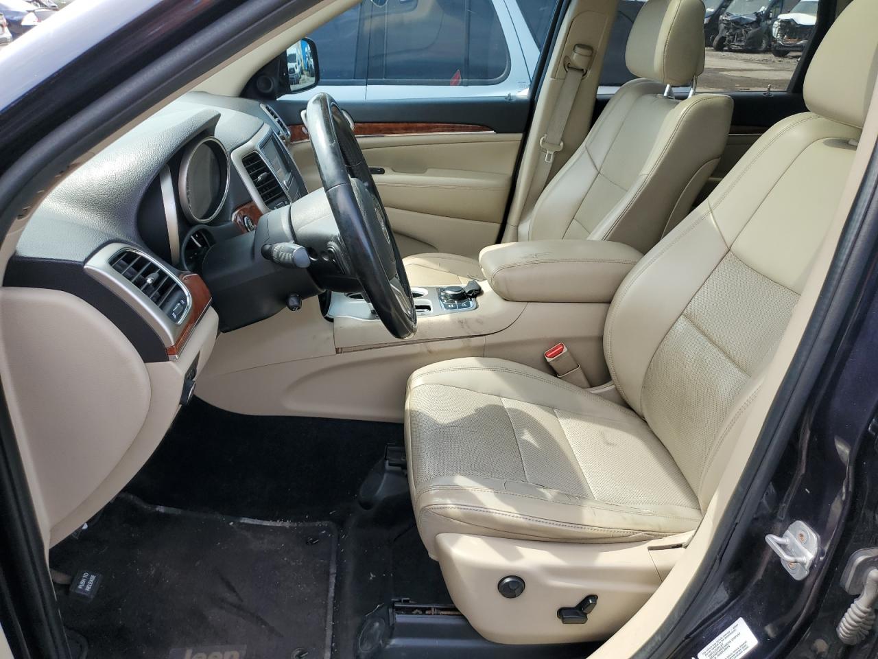 1J4RR5GT9BC501071 2011 Jeep Grand Cherokee Limited