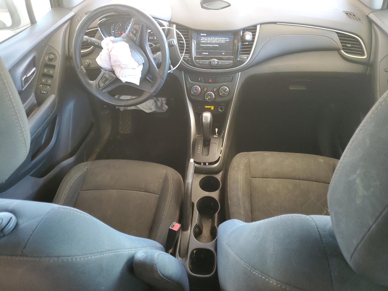 3GNCJLSB5LL261536 2020 Chevrolet Trax 1Lt