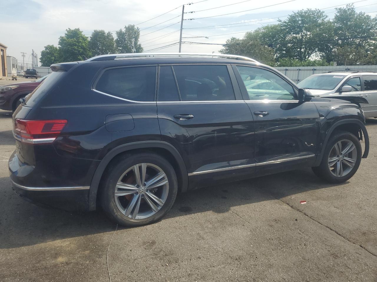 2018 Volkswagen Atlas Se vin: 1V2PR2CA5JC537837