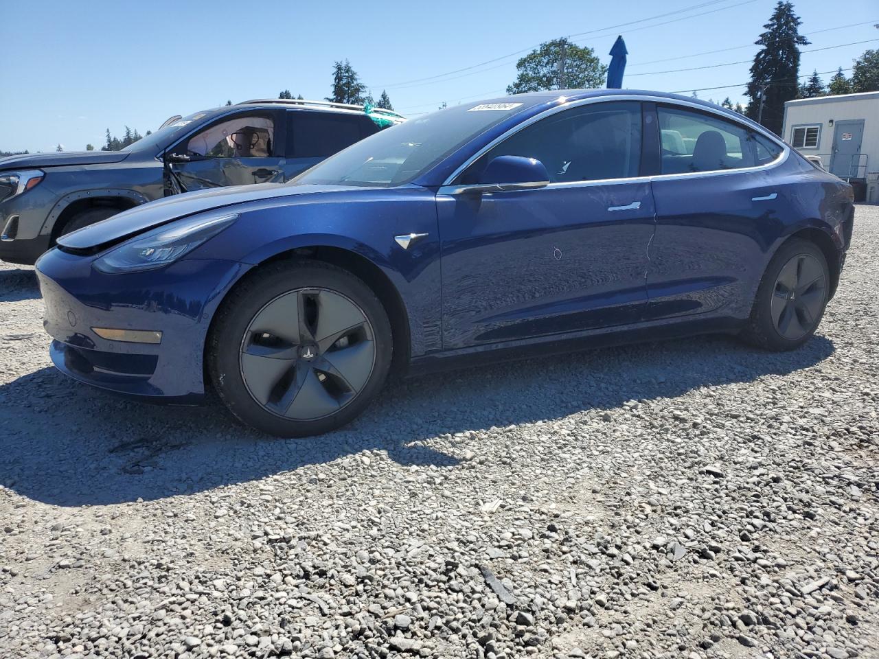 5YJ3E1EB3KF387677 2019 Tesla Model 3