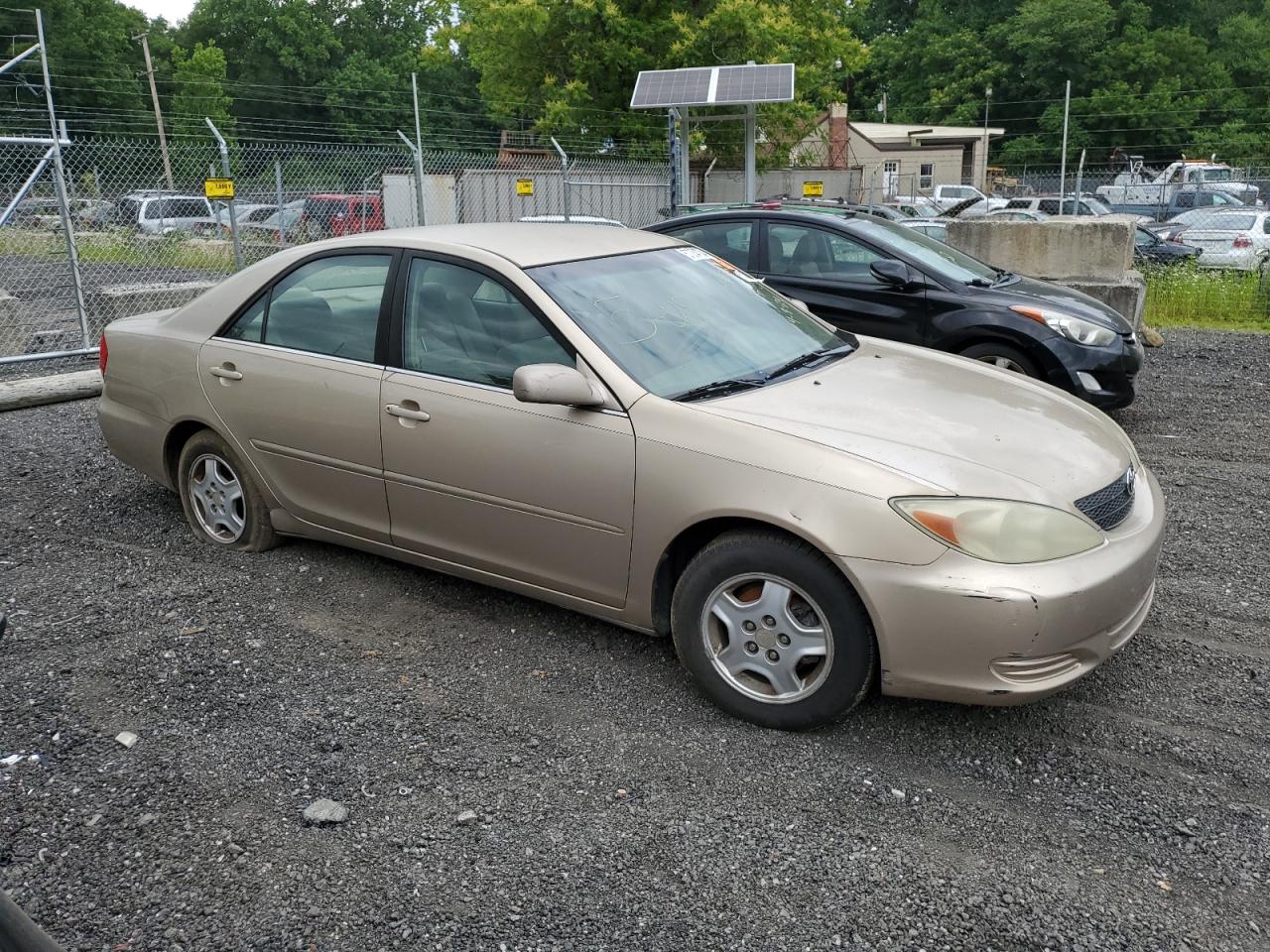 4T1BF30K72U028749 2002 Toyota Camry Le