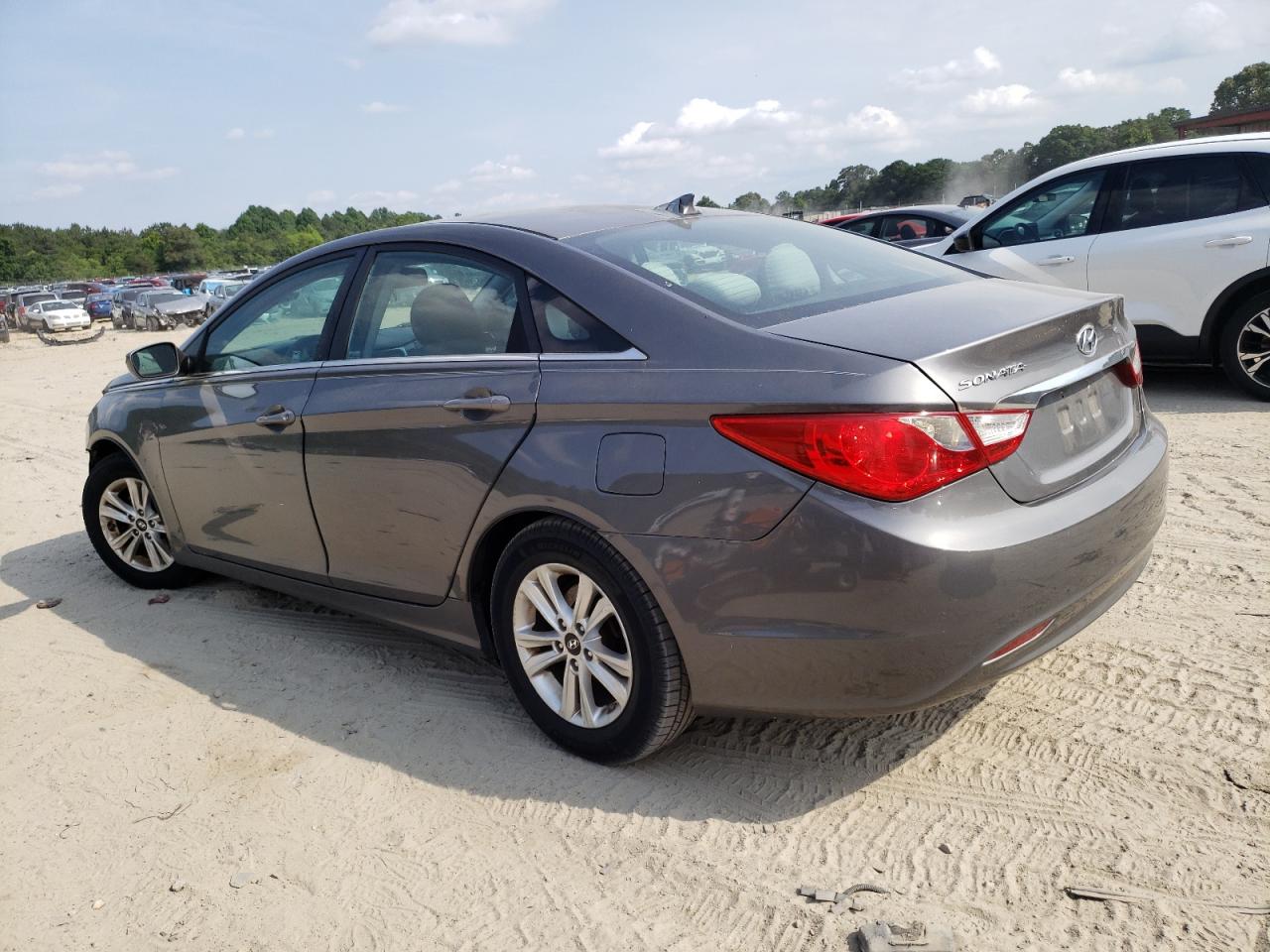 Lot #2628929386 2012 HYUNDAI SONATA GLS