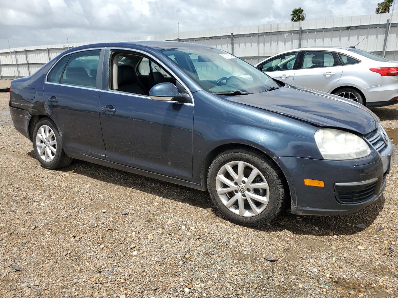 3VWRZ7AJ9AM053014 2010 Volkswagen Jetta Se