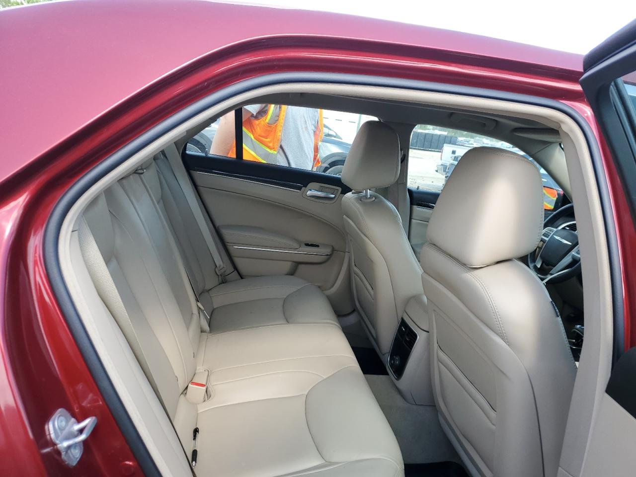 2C3CCARG8DH573650 2013 Chrysler 300