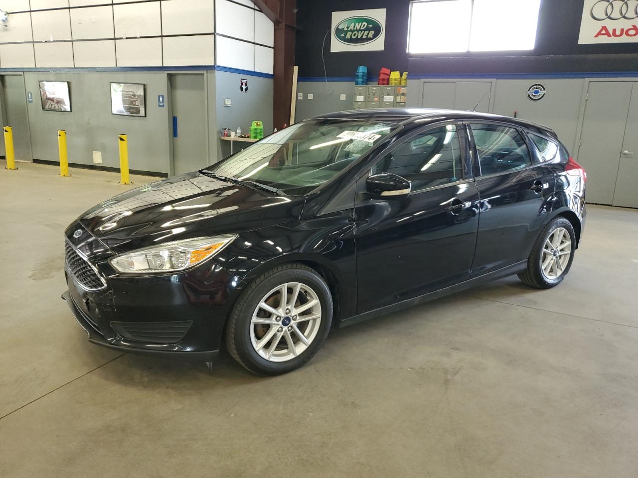 2017 Ford Focus Se vin: 1FADP3K28HL250776