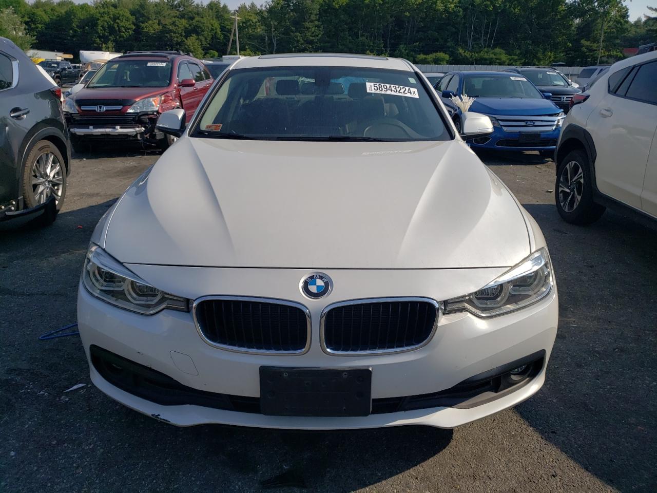 2018 BMW 320 Xi vin: WBA8E5G57JNU45680