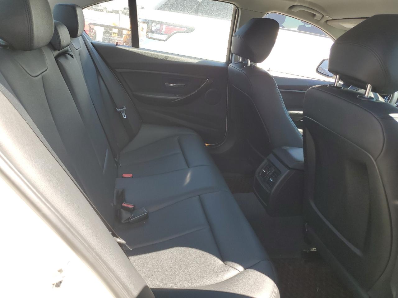 WBA3B1C58F5A05611 2015 BMW 320 I