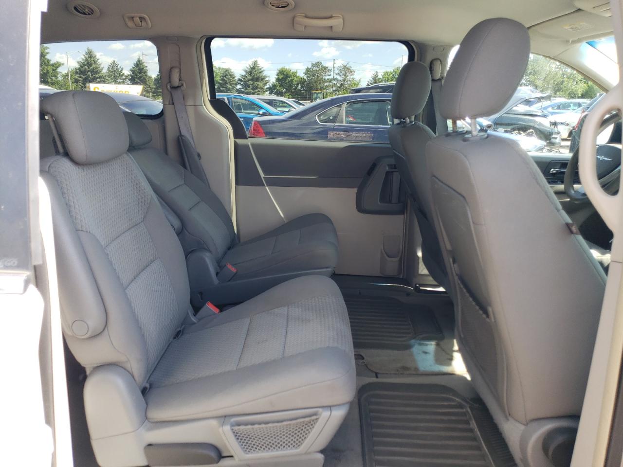 2A8HR44E59R614740 2009 Chrysler Town & Country Lx