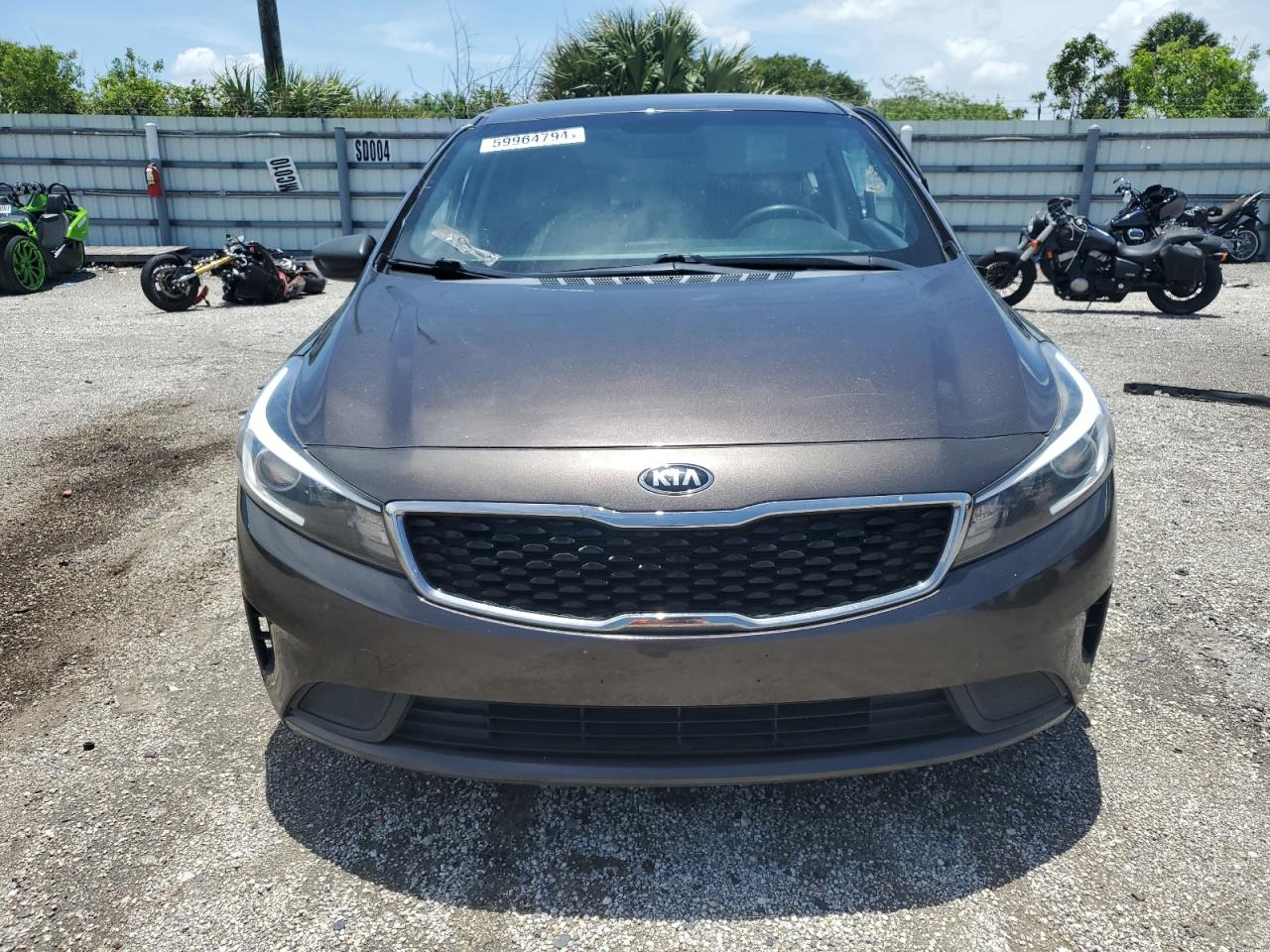 2017 Kia Forte Lx vin: 3KPFL4A74HE015401