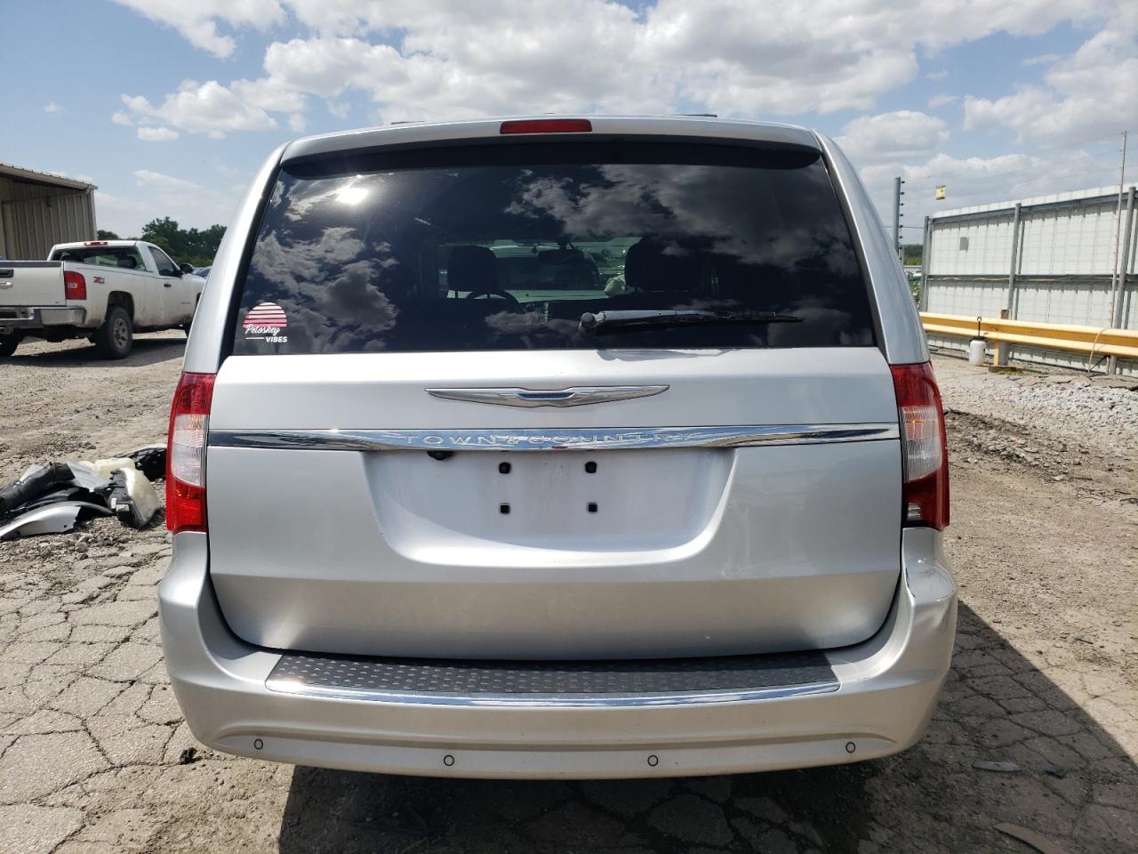 2C4RC1CG7CR307821 2012 Chrysler Town & Country Touring L