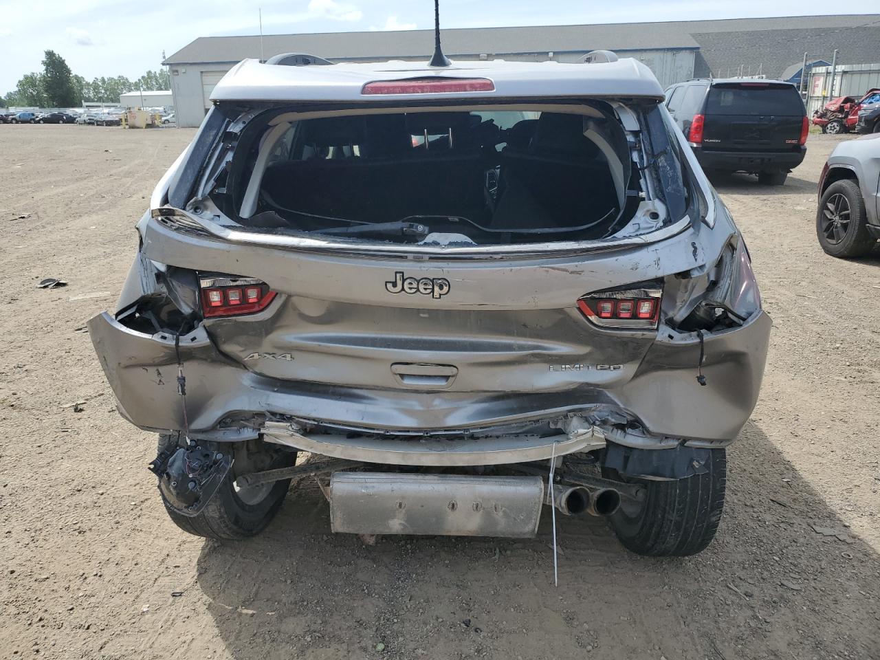 3C4NJDCB5KT854219 2019 Jeep Compass Limited