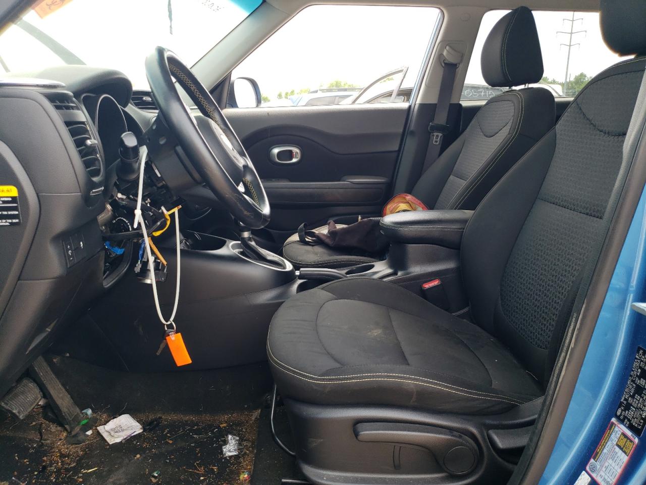 KNDJP3A54G7299683 2016 Kia Soul +