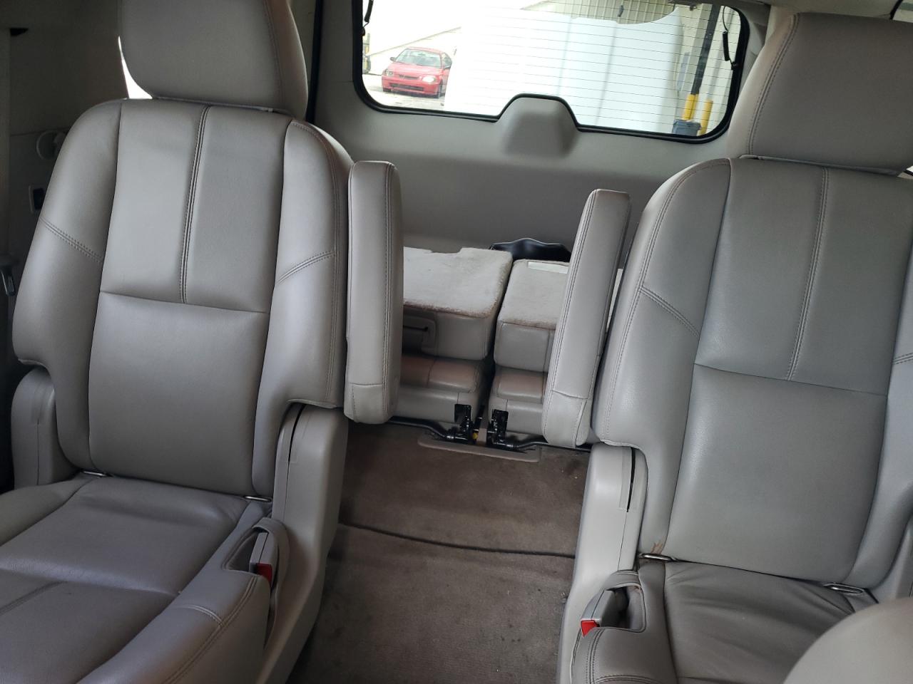 1GNSKBE03DR173138 2013 Chevrolet Tahoe K1500 Lt