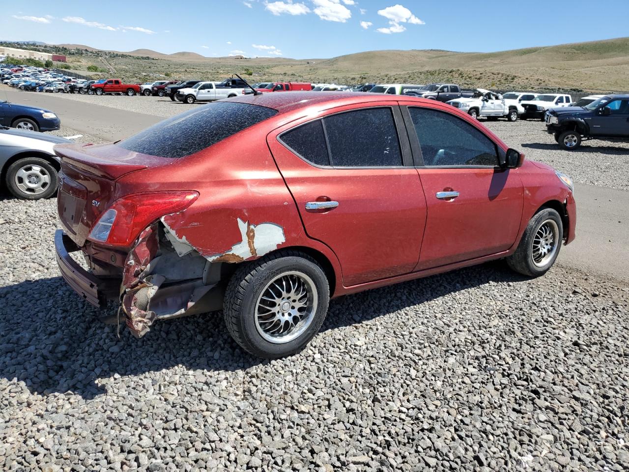 3N1CN7AP0HK451228 2017 Nissan Versa S