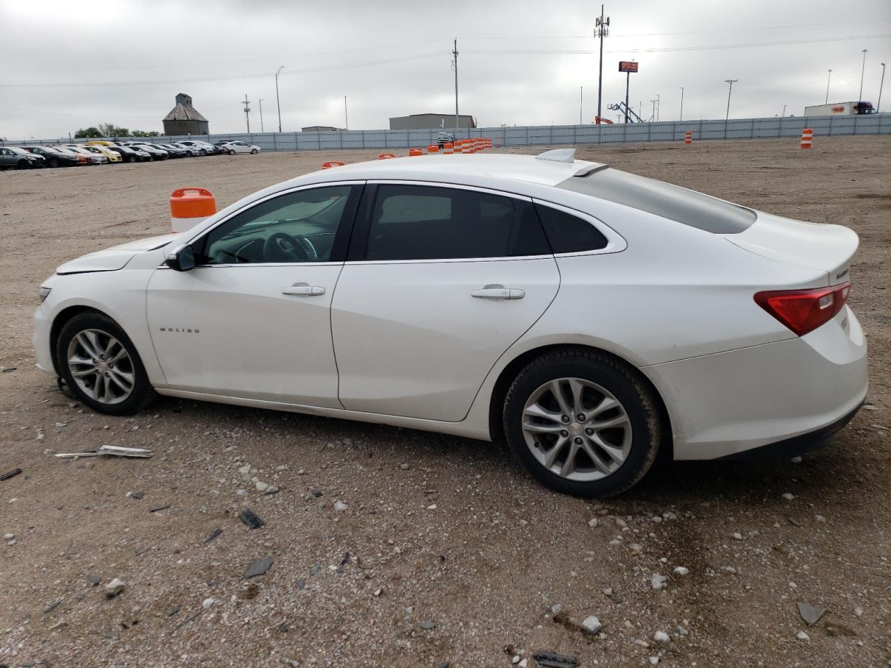 1G1ZE5ST2HF207262 2017 Chevrolet Malibu Lt