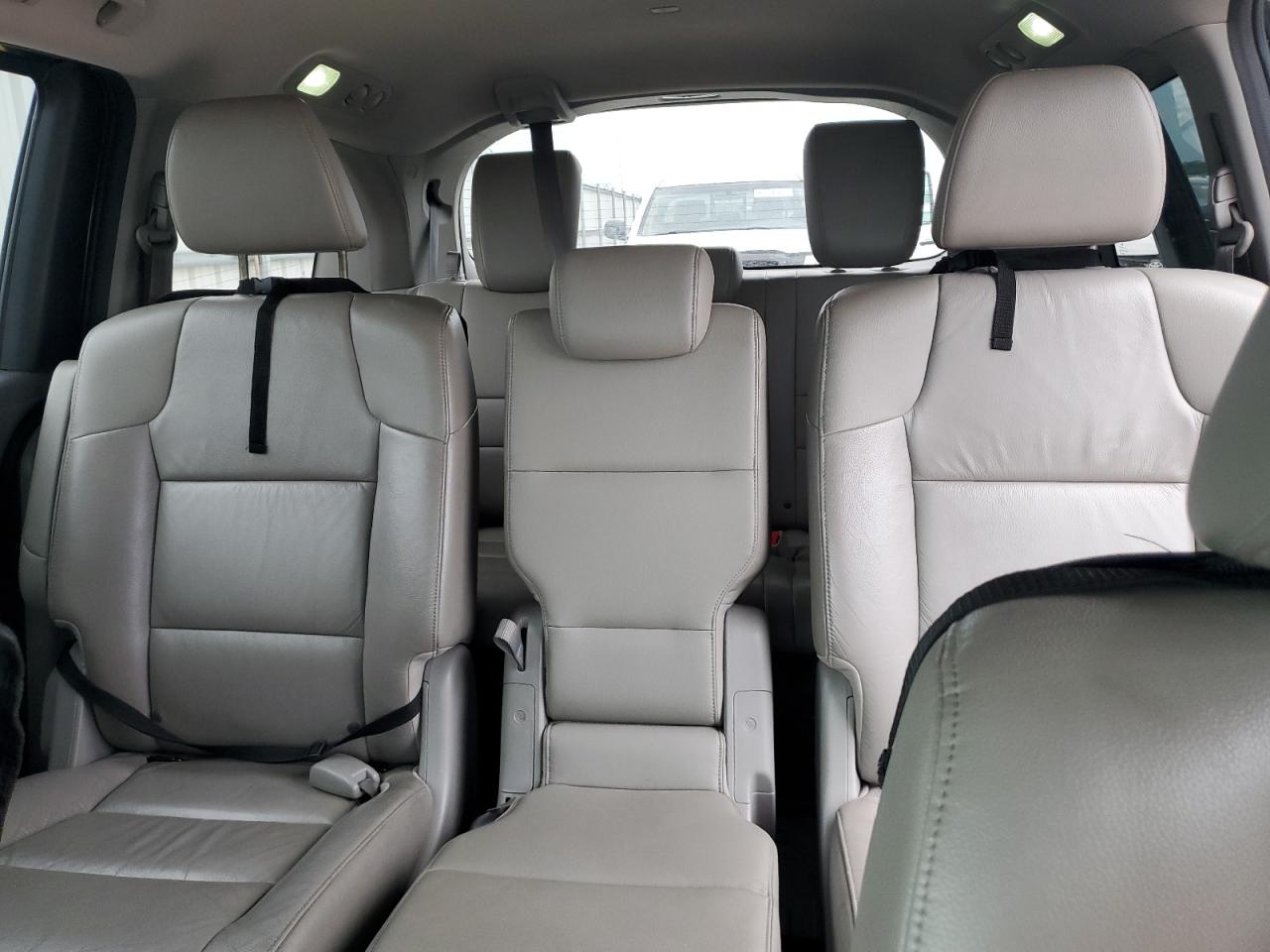 5FNRL5H66CB030100 2012 Honda Odyssey Exl