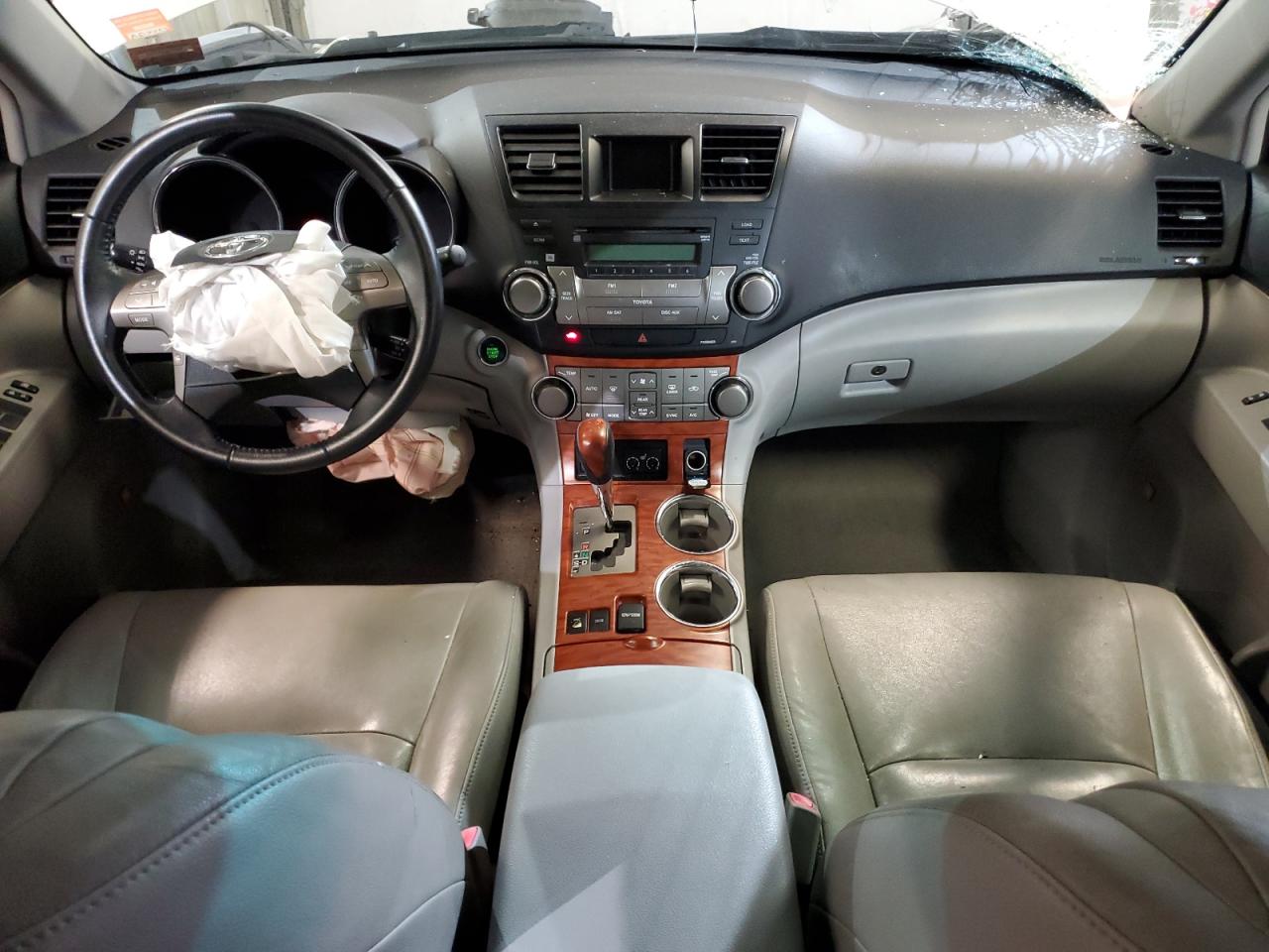 JTEDK3EH9A2159760 2010 Toyota Highlander Limited