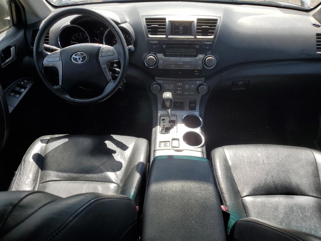 JTEES43A382048308 2008 Toyota Highlander Sport