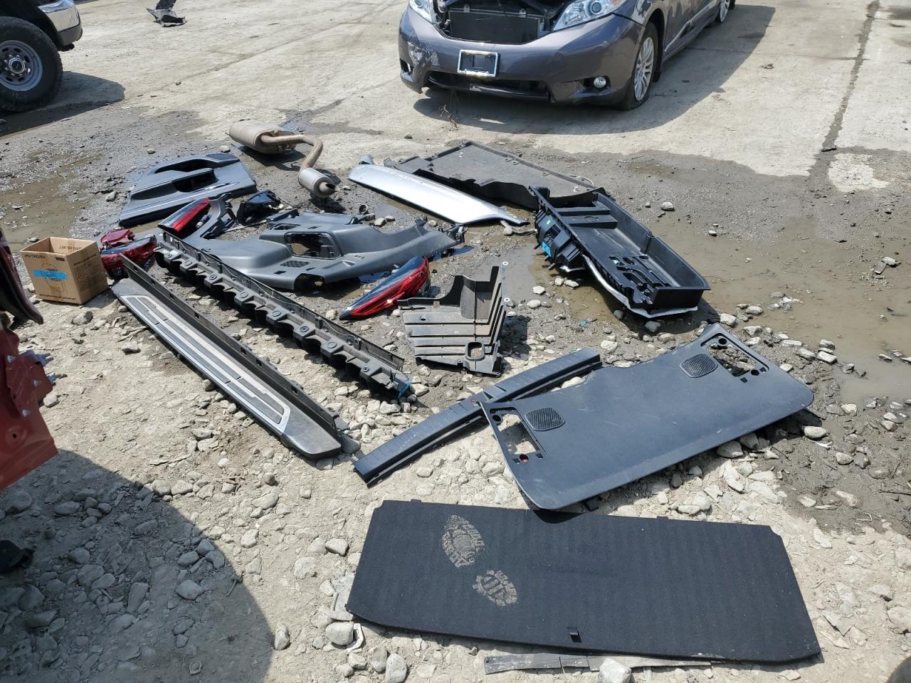 5TDFZRBH1NS169603 2022 Toyota Highlander Platinum