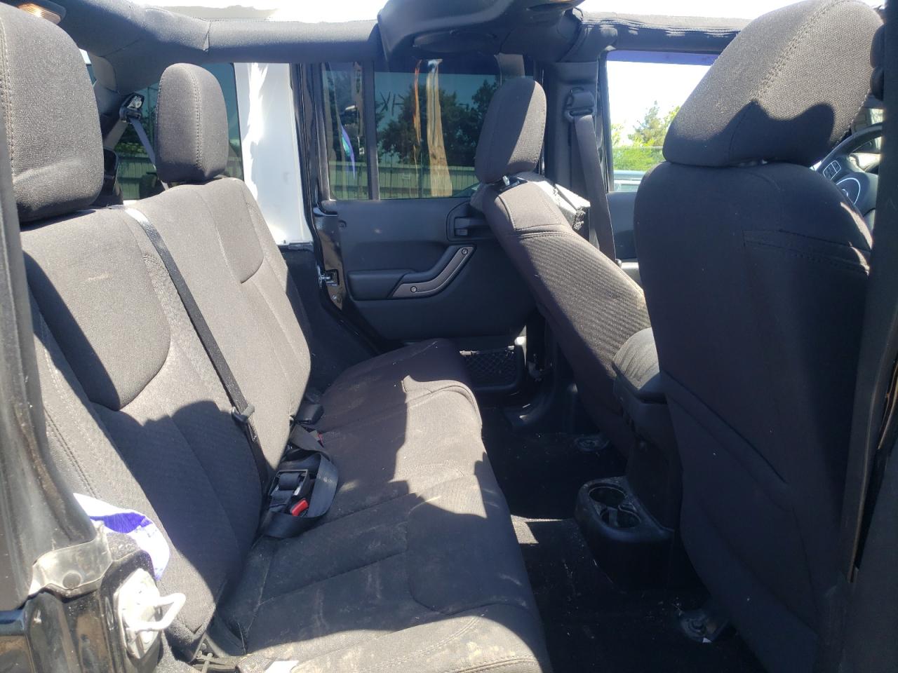 1C4BJWDG5EL263980 2014 Jeep Wrangler Unlimited Sport