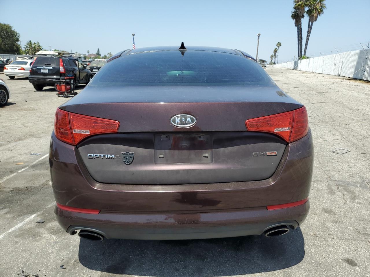 KNAGN4A77B5062551 2011 Kia Optima Ex