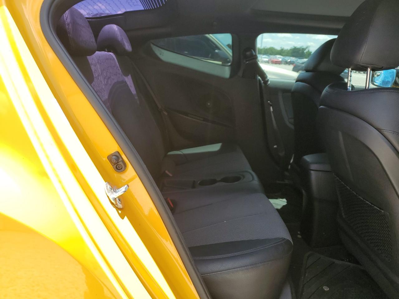 KMHTC6AD5GU296429 2016 Hyundai Veloster