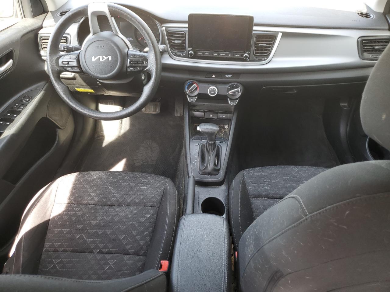 3KPA24AD7NE475246 2022 Kia Rio Lx