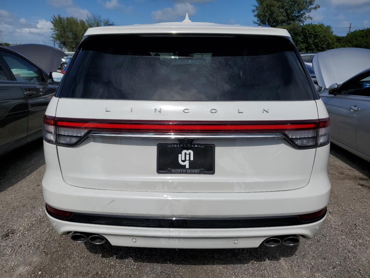 5LM5J7WC2PGL32786 2023 Lincoln Aviator Reserve