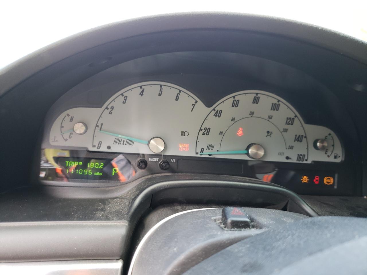 1FAHP60A12Y126291 2002 Ford Thunderbird