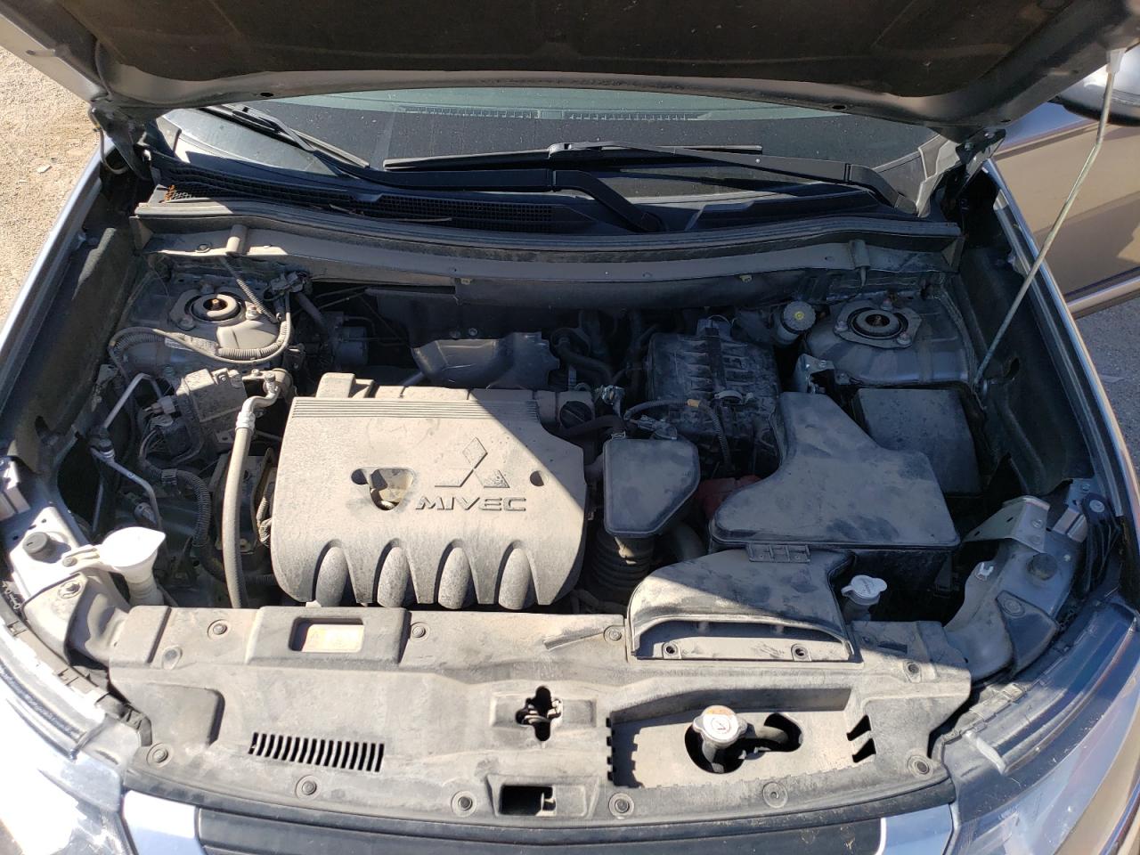 JA4AD3A31LZ019833 2020 Mitsubishi Outlander Se