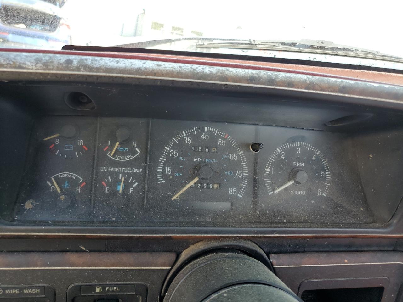 2FTEF15N4KCB05182 1989 Ford F150