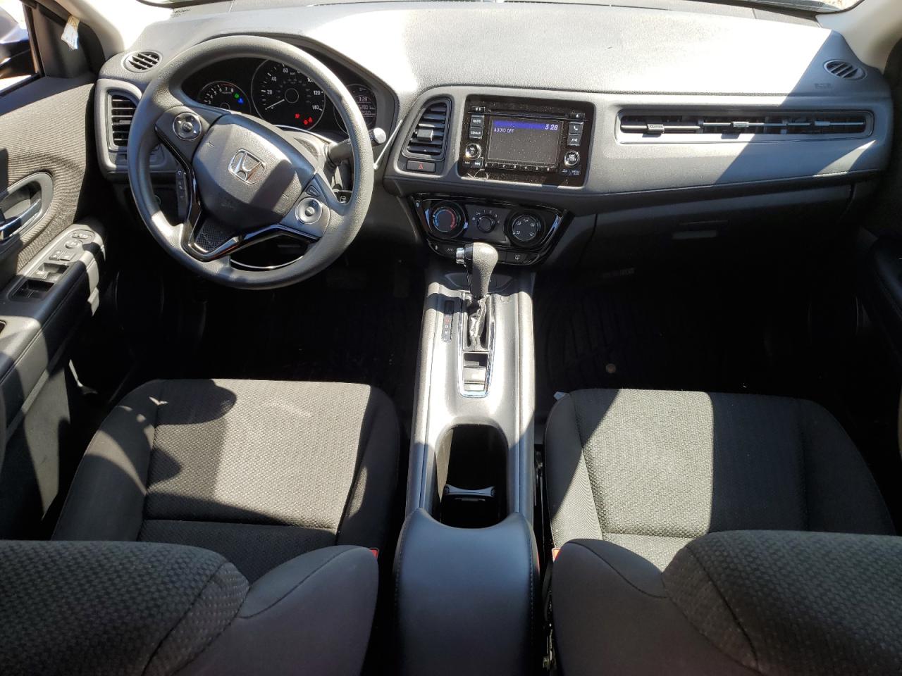 3CZRU6H33HG707897 2017 Honda Hr-V Lx